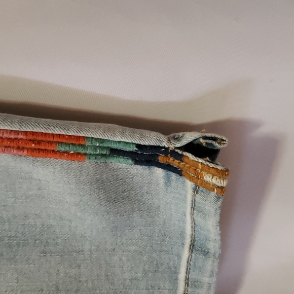 Knox Rose Woman's Mid-Rise Embroidered Ankle Skinny Jeans - Picture 11 of 13